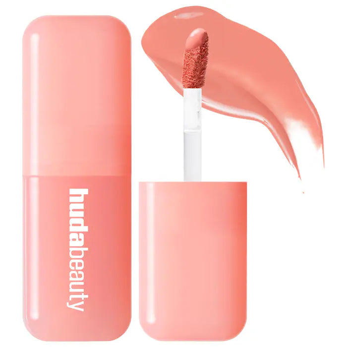 HUDA BEAUTY 
Blush Filter Soft Glow Liquid Blush