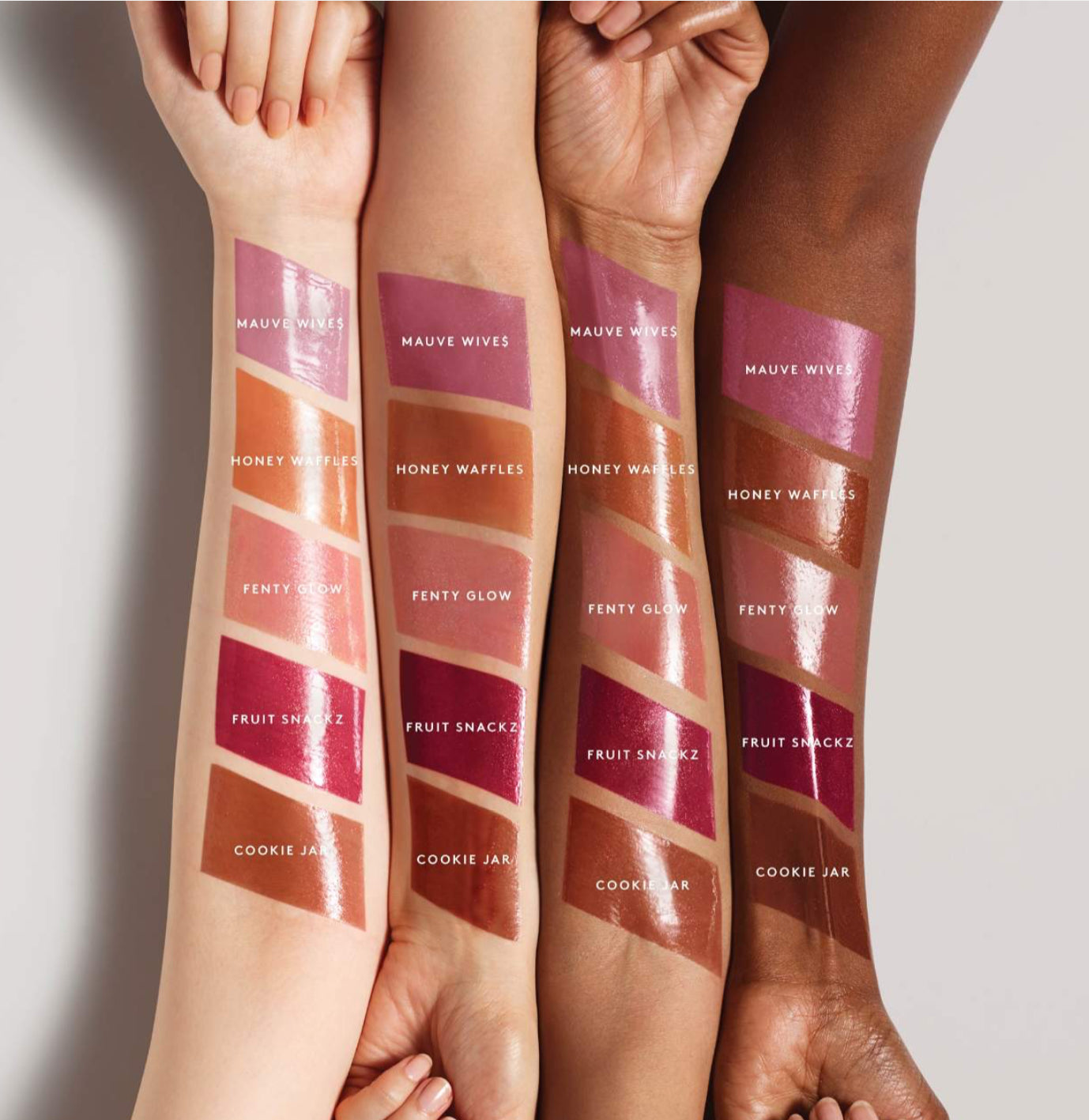 Fenty Beauty  
Gloss Bomb Cream Color Drip Lip Cream